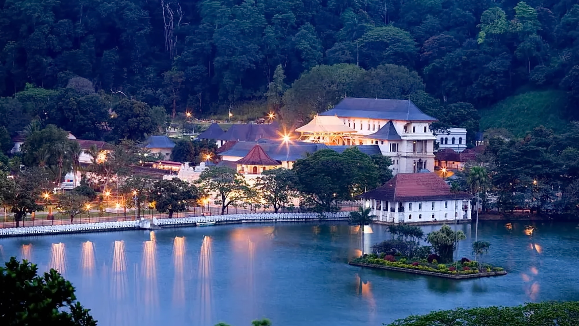 T-07 Enchanting Kandy and Pinnawala